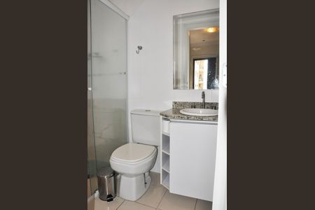 Apartamento à venda com 60m², 2 quartos e 1 vaga Apartamento à venda com 60m², 2 quartos e 1 vagaBanheiro da Suíte