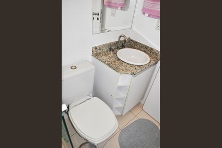Apartamento à venda com 60m², 2 quartos e 1 vaga Apartamento à venda com 60m², 2 quartos e 1 vagaBanheiro da Suíte