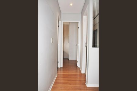 Apartamento à venda com 60m², 2 quartos e 1 vaga Apartamento à venda com 60m², 2 quartos e 1 vagaCorredor Quartos