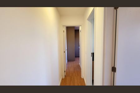 Apartamento à venda com 60m², 2 quartos e 1 vaga Apartamento à venda com 60m², 2 quartos e 1 vagaCorredor