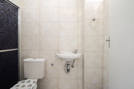 Casa para alugar com 105m², 2 quartos e 1 vaga Casa para alugar com 105m², 2 quartos e 1 vagaBanheiro Suíte