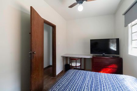 Casa à venda com 442m², 3 quartos e 3 vagasCasa 2 - Quarto 2