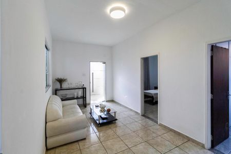 Casa à venda com 442m², 3 quartos e 3 vagasCasa 1 - Sala 