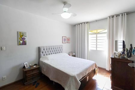 Casa à venda com 442m², 3 quartos e 3 vagasCasa 2 - Suíte 