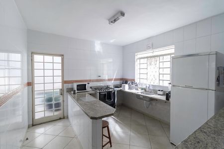 Casa à venda com 442m², 3 quartos e 3 vagasCasa 2 - Cozinha 