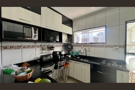 Apartamento à venda com 58m², 1 quarto e 1 vaga Apartamento à venda com 58m², 1 quarto e 1 vagaCozinha