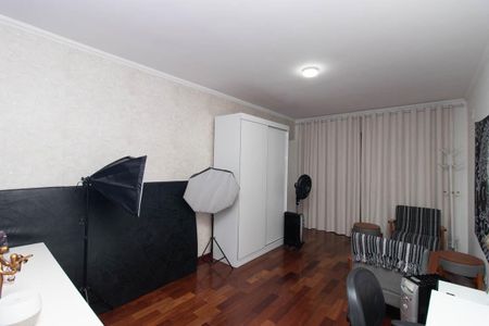 Casa à venda com 150m², 3 quartos e 2 vagas Casa à venda com 150m², 3 quartos e 2 vagasQuarto Suíte