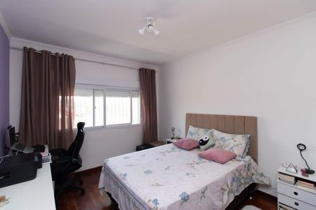 Casa à venda com 150m², 3 quartos e 2 vagas Casa à venda com 150m², 3 quartos e 2 vagasQuarto 1