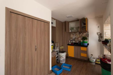 Casa à venda com 150m², 3 quartos e 2 vagas Casa à venda com 150m², 3 quartos e 2 vagasÁrea de Serviço