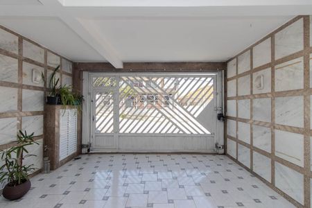 Casa à venda com 150m², 3 quartos e 2 vagas Casa à venda com 150m², 3 quartos e 2 vagasGaragem