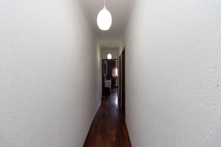 Casa à venda com 150m², 3 quartos e 2 vagas Casa à venda com 150m², 3 quartos e 2 vagasCorredor dos Quartos