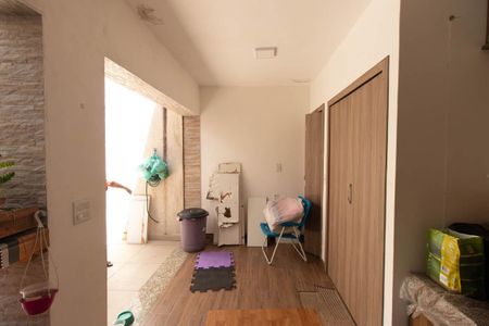 Casa à venda com 150m², 3 quartos e 2 vagas Casa à venda com 150m², 3 quartos e 2 vagasÁrea de Serviço