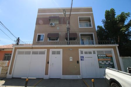 Casa de condomínio para alugar com 97m², 1 quarto e 1 vagaFachada e placa