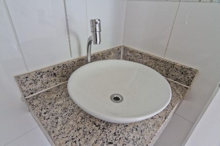 Casa à venda com 180m², 3 quartos e 5 vagasLavabo