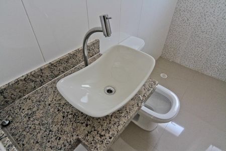 Casa à venda com 180m², 3 quartos e 5 vagasBanheiro