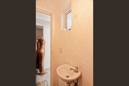 Casa à venda com 180m², 3 quartos e 5 vagasGaragem - banheiro