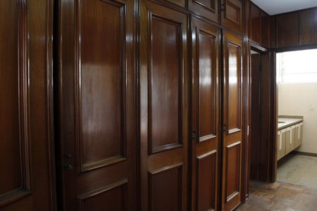 Apartamento à venda com 167m², 3 quartos e 1 vagaCorredor - armários