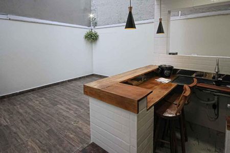 Casa à venda com 220m², 3 quartos e 2 vagas Casa à venda com 220m², 3 quartos e 2 vagasEspaço Gourmet