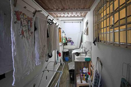 Casa à venda com 220m², 3 quartos e 2 vagas Casa à venda com 220m², 3 quartos e 2 vagasEspaço Gourmet