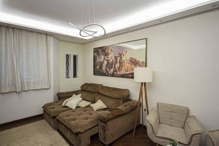 Casa à venda com 220m², 3 quartos e 2 vagas Casa à venda com 220m², 3 quartos e 2 vagasSala