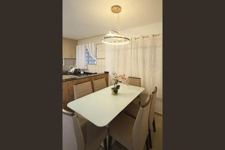 Casa à venda com 220m², 3 quartos e 2 vagas Casa à venda com 220m², 3 quartos e 2 vagasCozinha