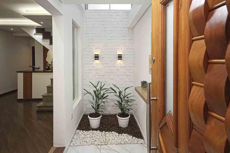 Casa à venda com 220m², 3 quartos e 2 vagas Casa à venda com 220m², 3 quartos e 2 vagasHall de entarda