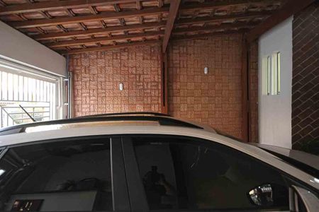 Casa à venda com 220m², 3 quartos e 2 vagas Casa à venda com 220m², 3 quartos e 2 vagasGaragem