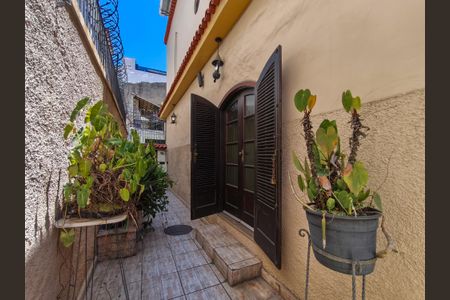 Casa à venda com 253m², 4 quartos e 1 vagaQuintal