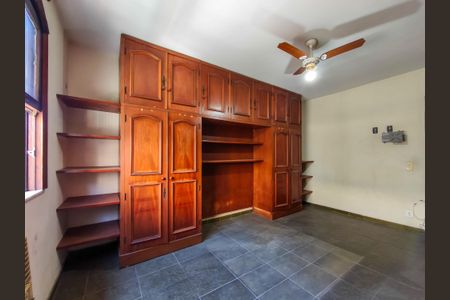 Casa à venda com 253m², 4 quartos e 1 vagaQuarto 3