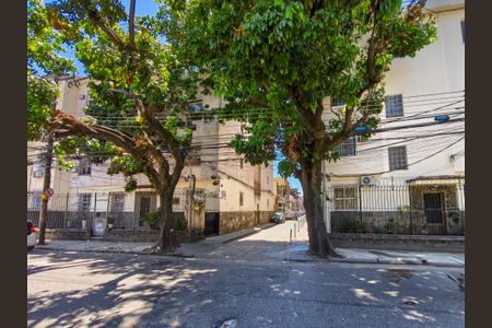 Casa à venda com 253m², 4 quartos e 1 vagaFachada e portaria