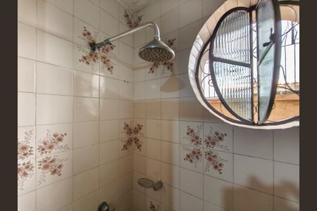 Casa à venda com 253m², 4 quartos e 1 vagaBanheiro Corredor