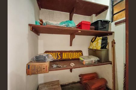 Casa à venda com 253m², 4 quartos e 1 vagaÁrea comum