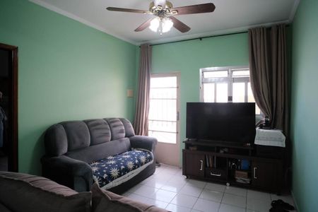 Casa à venda com 122m², 4 quartos e 1 vagaSala