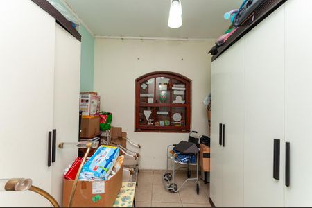 Casa à venda com 120m², 4 quartos e 2 vagasQuarto 3