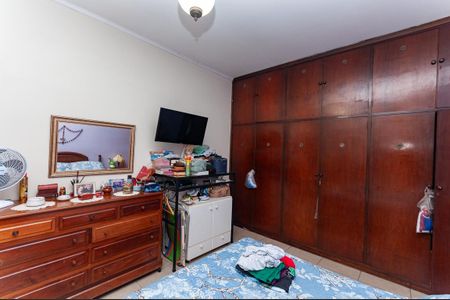 Casa à venda com 120m², 4 quartos e 2 vagasQuarto 1