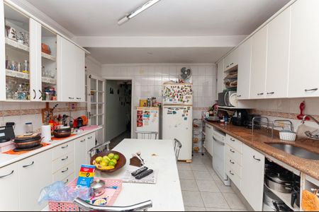 Casa à venda com 120m², 4 quartos e 2 vagasCozinha