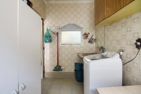 Casa à venda com 90m², 3 quartos e 1 vagaÁrea de Serviço