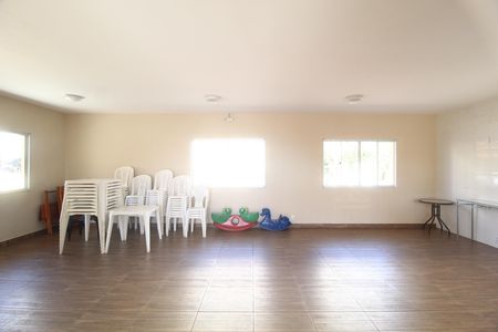 Apartamento para alugar com 52m², 2 quartos e 1 vagaÁrea comum - Salão de festas