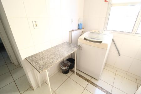 Apartamento para alugar com 52m², 2 quartos e 1 vagaCozinha e Área de Serviço