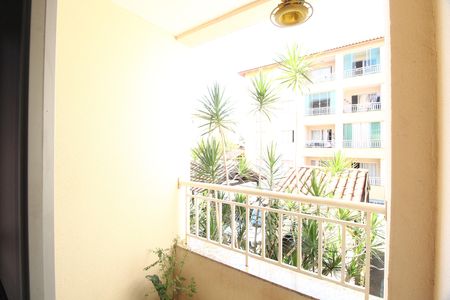 Apartamento para alugar com 52m², 2 quartos e 1 vagaSacada