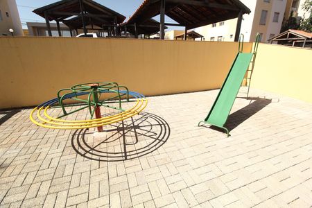 Apartamento para alugar com 52m², 2 quartos e 1 vagaÁrea comum - Playground
