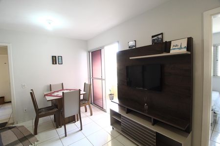 Apartamento para alugar com 52m², 2 quartos e 1 vagaSala