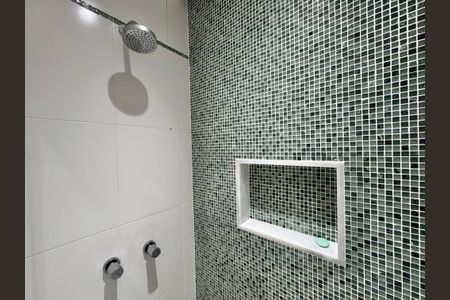 Casa de condomínio à venda com 320m², 4 quartos e 3 vagasBanheiro Social