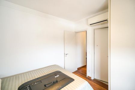 Apartamento para alugar com 285m², 4 quartos e 5 vagas Apartamento para alugar com 285m², 4 quartos e 5 vagasSuíte 02