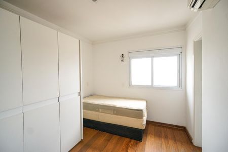 Apartamento para alugar com 285m², 4 quartos e 5 vagas Apartamento para alugar com 285m², 4 quartos e 5 vagasSuíte 01