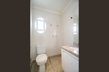 Apartamento para alugar com 285m², 4 quartos e 5 vagas Apartamento para alugar com 285m², 4 quartos e 5 vagasBanheiro da suíte 04