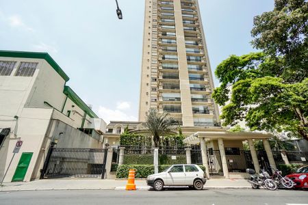Apartamento para alugar com 285m², 4 quartos e 5 vagas Apartamento para alugar com 285m², 4 quartos e 5 vagasFachada