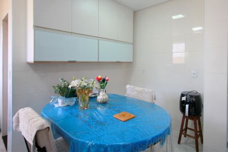 Casa à venda com 360m², 3 quartos e 2 vagasDetalhe Cozinha