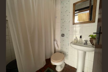 Casa à venda com 230m², 5 quartos e 3 vagasBanheiro 3