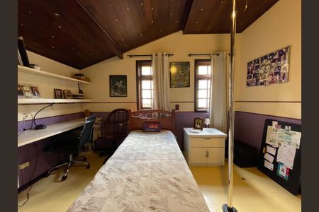 Casa à venda com 230m², 5 quartos e 3 vagasQuarto 4